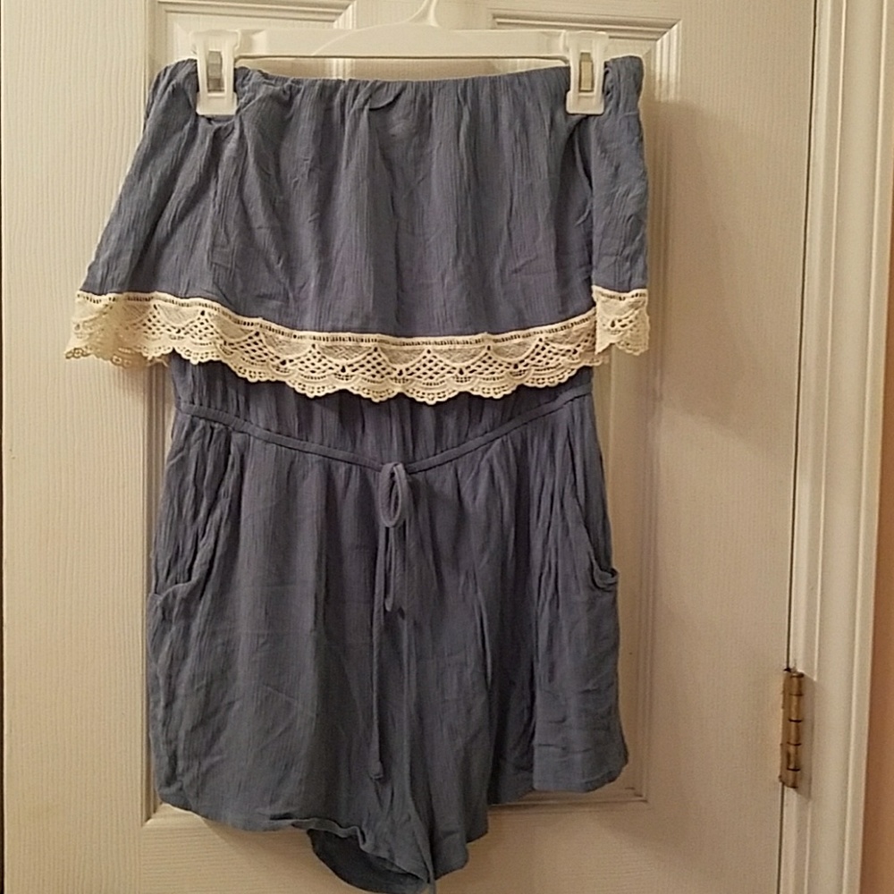 Forever 21 strapless romper